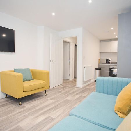 Sea Air - 2 Bedrooms - Parking - Mins To Beach Bournemouth Eksteriør billede