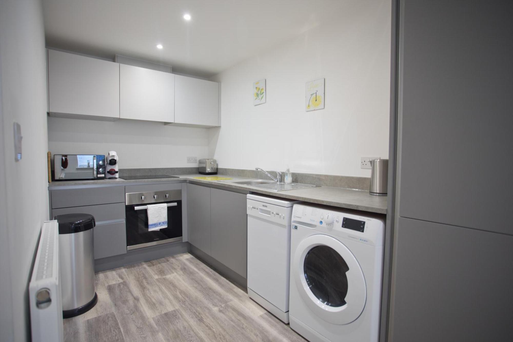 Sea Air - 2 Bedrooms - Parking - Mins To Beach Bournemouth Eksteriør billede